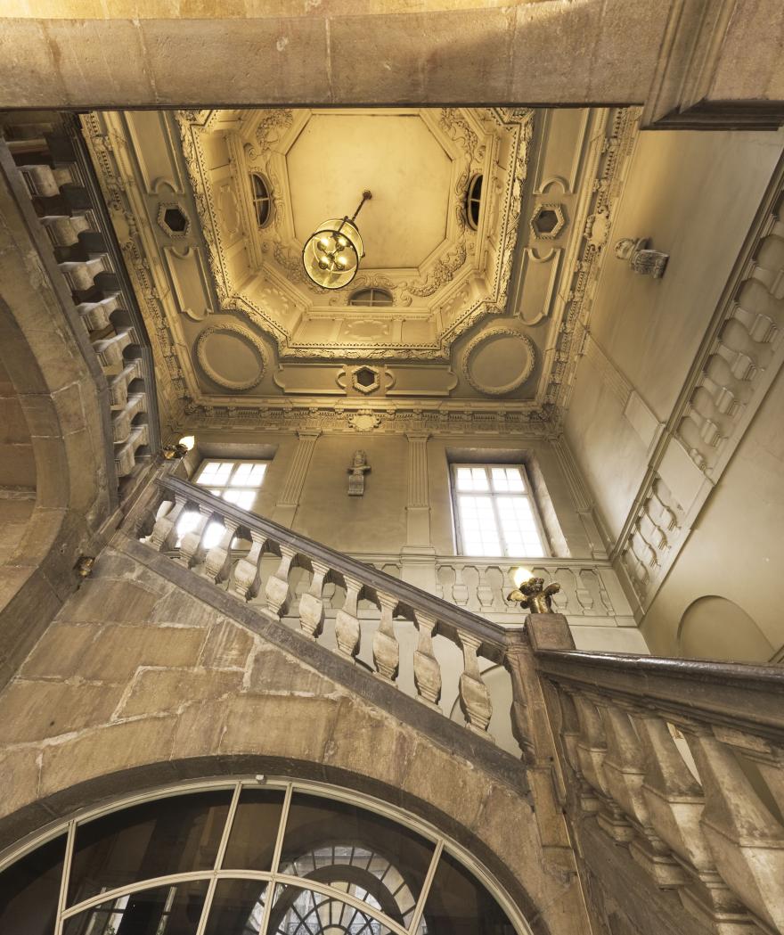 Media Name: 08-520425.jpg